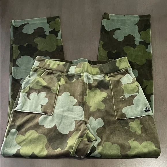 Juicy Couture Green Camouflage Straight Leg Pants size L womens pull on pockets - Picture 4 of 7